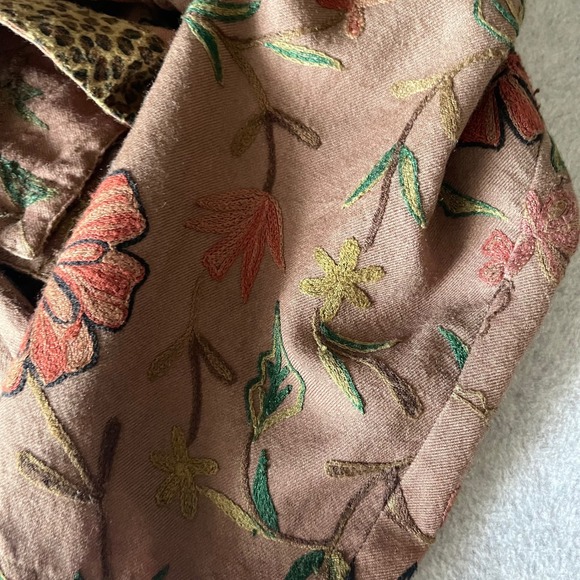 VTG‎ U.R.U. USA Embroidered Floral Jacket One Size Boho Art to Wear Leopard Trim - Picture 13 of 13